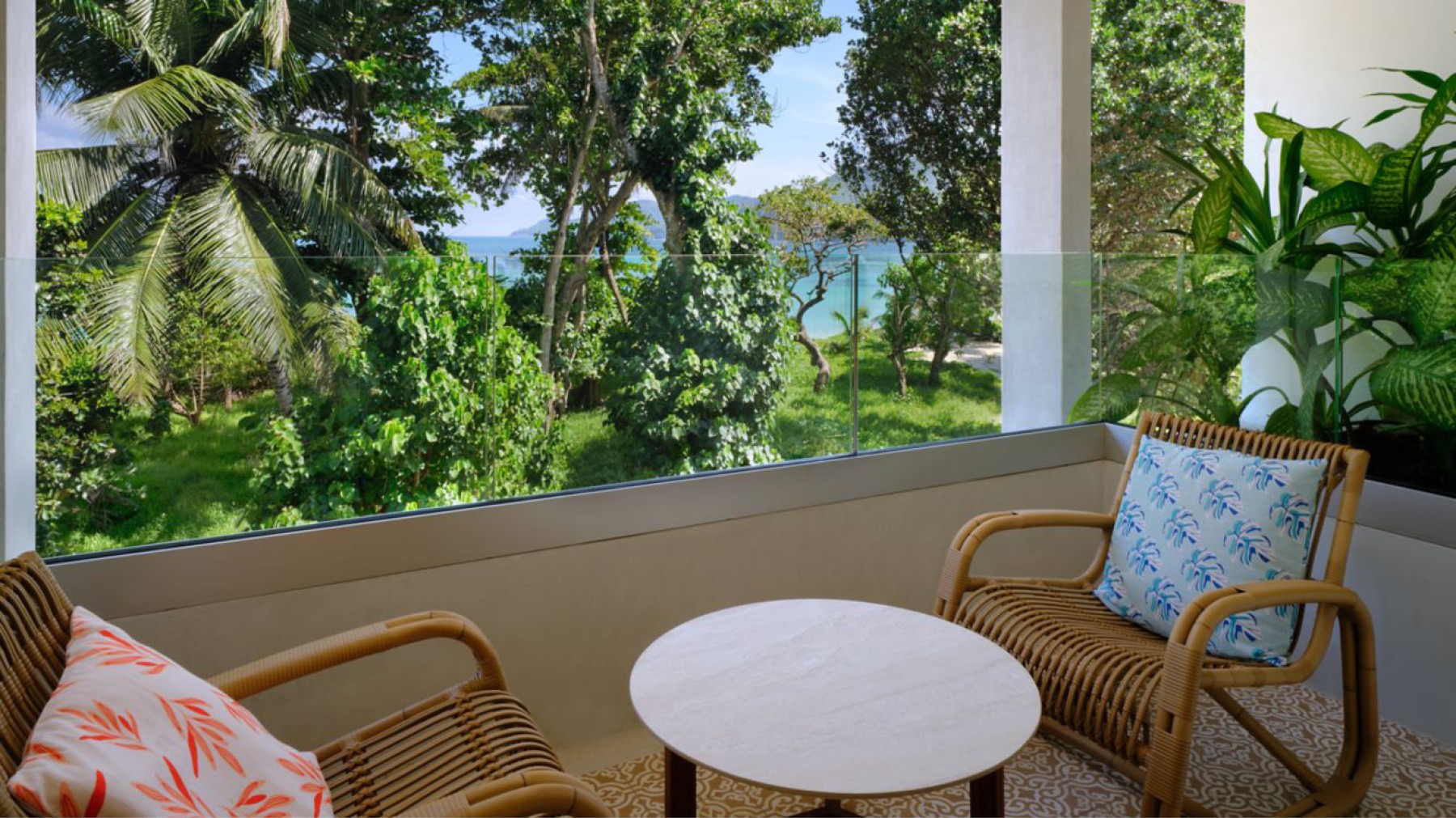 Deluxe avec vue mer partielle